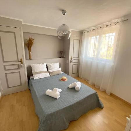 A Louer Haut De Villa 4 Pieces A Sainte-Maxime Golfe De St-Tropez Exteriér fotografie