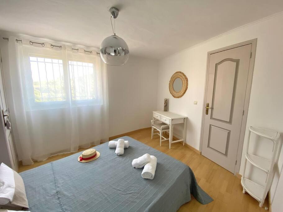 A Louer Haut De Villa 4 Pieces A Sainte-Maxime Golfe De St-Tropez Exteriér fotografie